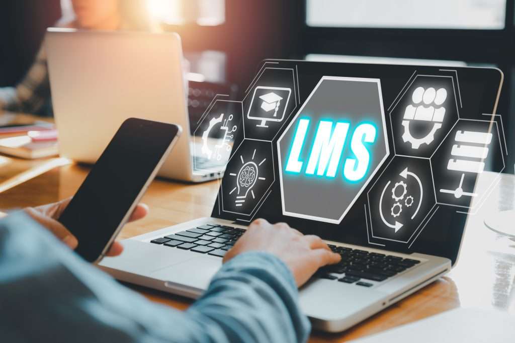 LMS چیست و چه کاربردی دارد؟